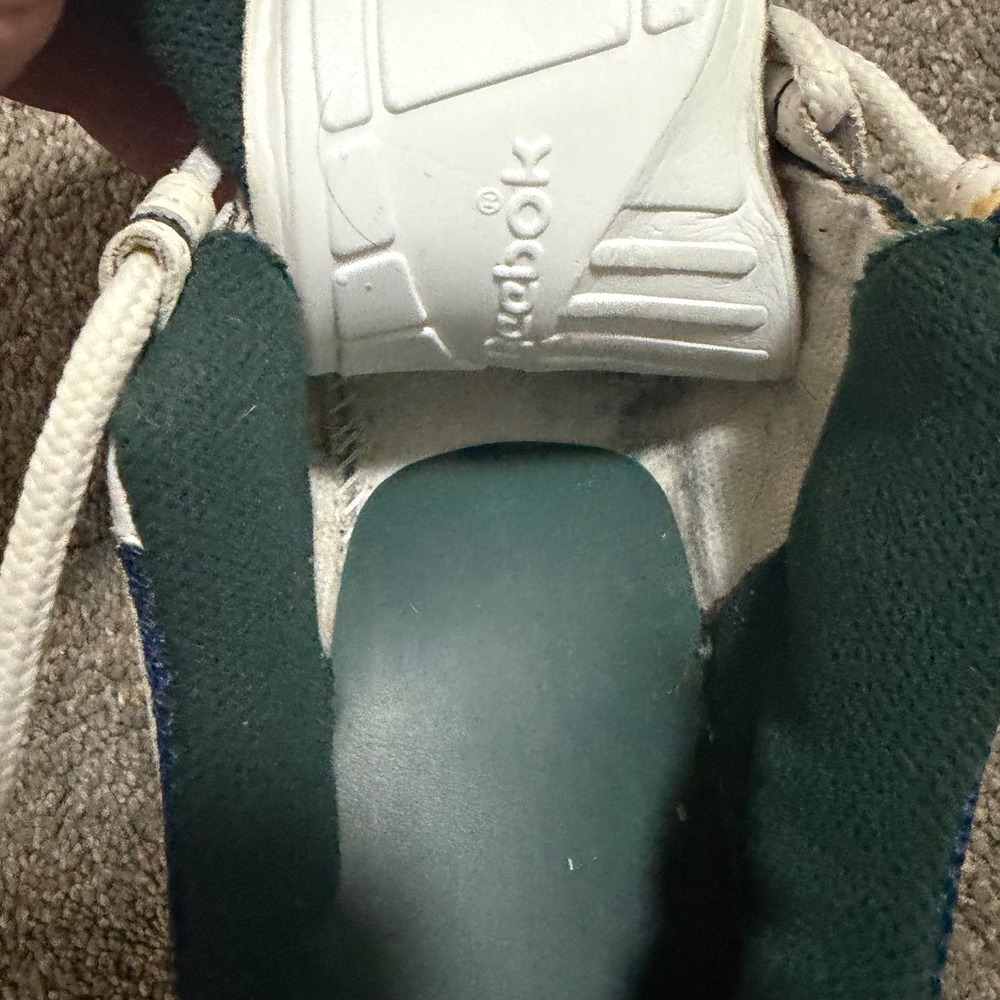 Reebok Women's White Navy Green Athletic Shoes Size 10 Casual Sneakers - Picture 8 of 10
